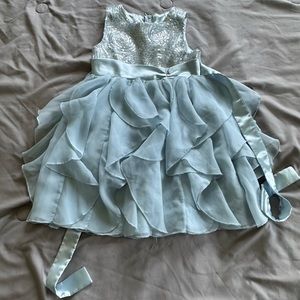 Girls dress